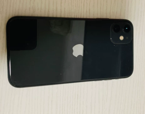 iphone 11 国行黑色 64g，电池...