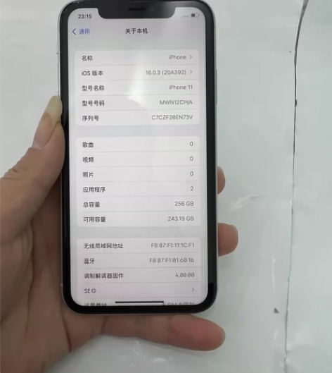 苹果11国行64G扩容256G成色差，机器...