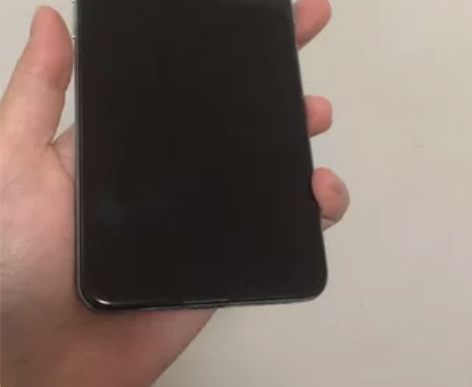 OPPO reno4,8+128 换过屏幕...