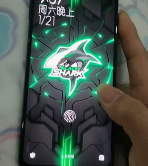 黑鲨3s 12+128 全部原装，功能一切...