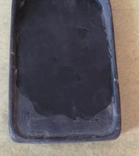 端砚麻子坑粗作实用砚台，可磨墨可磨刀。 细...