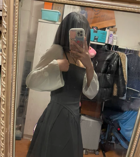 连衣裙穿过一次M码一件不包邮  感兴趣的话...