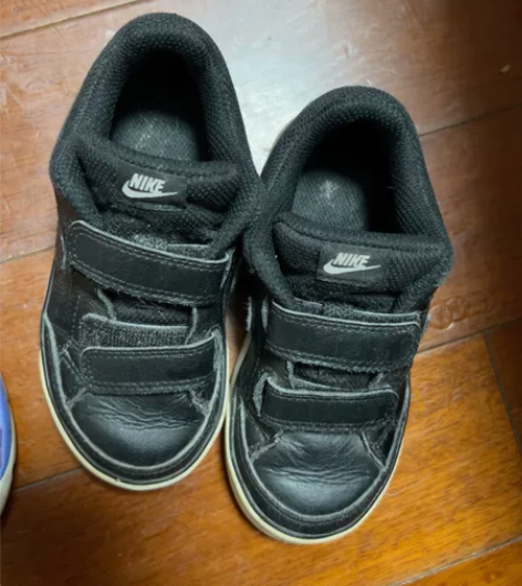 耐克阿迪达斯正版儿童运动鞋 都是专柜和旗舰...