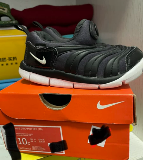 Nike耐克实体专卖店299购买婴童运动毛...