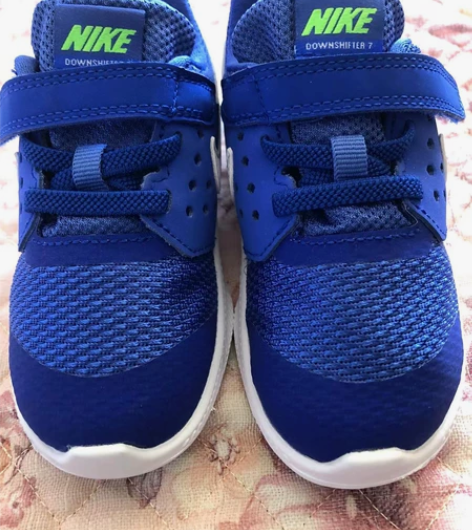 耐克nike童鞋内长14全新 购于阿迪达斯...