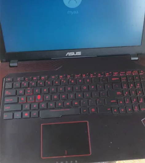 卖华硕飞行堡垒二代15寸屏 想拍前咨询私聊...