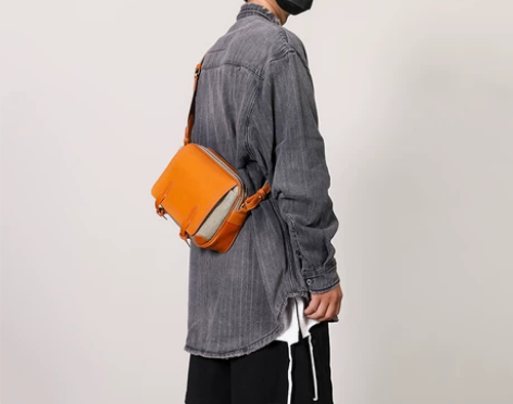 卡其斯克小众设计邮差包植鞣牛皮单肩包
