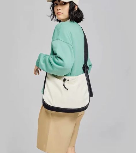 【明星同款】斜挎包大容量休闲帆布包女包通勤...