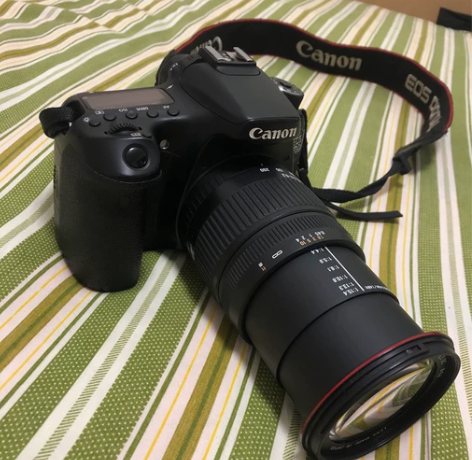 自用佳能70d单反套机，配备红圈18-20...