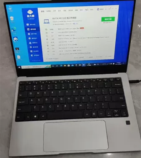 转让一台艾飞达笔记本电脑，配置高，跑分6万...