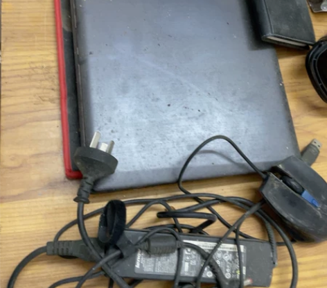 联想y485笔记本 几个月前突然开不了机了...