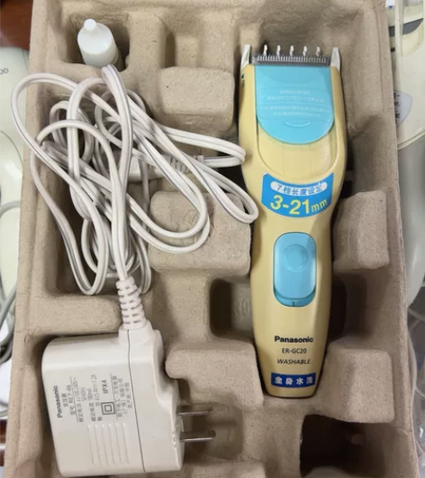 松下理发器 样机 阳颜色偏黄 特价出 60...