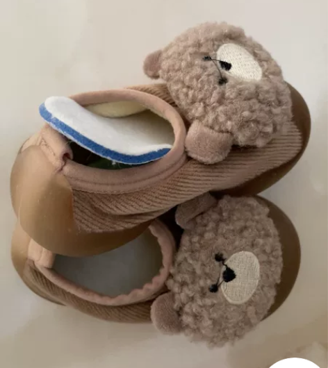 婴儿软底鞋，尺码12.5，全新仅试穿 感兴...