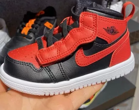 宝宝耐克aj乔丹红黑配色 全新 尺码6C ...