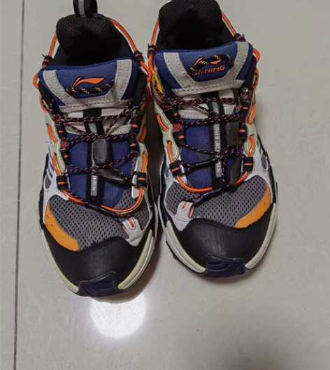 李宁正品男士39码 感兴趣的话点“我想要”...