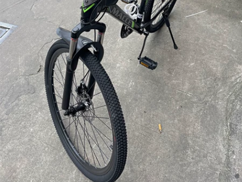 【清仓处理】山地车男女变速单车轻便减震赛车...