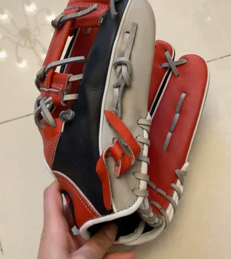棒球手套。 感兴趣的话点“我想要”和我私聊...