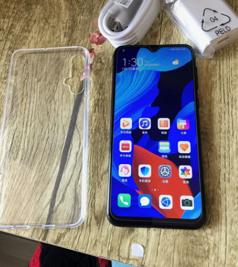 华为nove5 8+128G 自用换过屏 ...