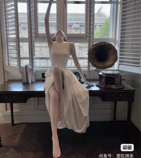 港味冷淡风白色无袖连衣裙女夏季气质收腰显瘦...