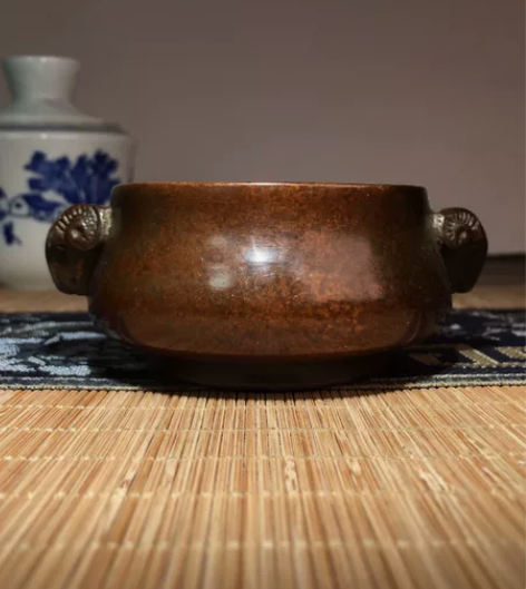 搬家急售，老物件旧货大明宣德款双羊耳香薰炉...