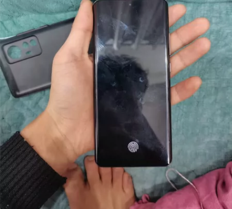 小米12x,图3顶部有擦伤,21张,8月份...