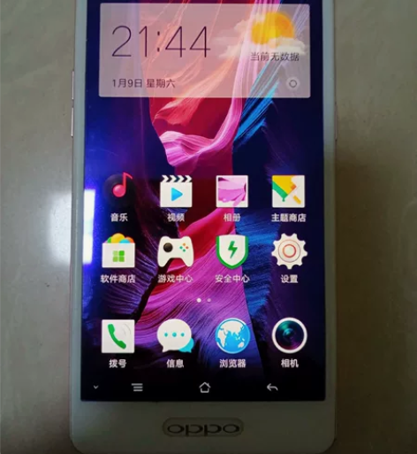 oppoR7sm手机：攻能正常，外观良好，...