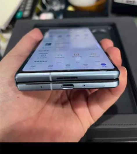出售个人自用vivo X Fold12+2...