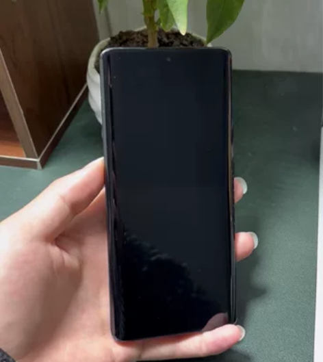 1vivo x70pro 12+512 成...