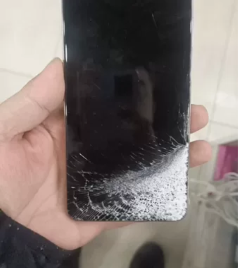 荣耀x3 0摔了屏坏机子弯售后检测修太贵没...