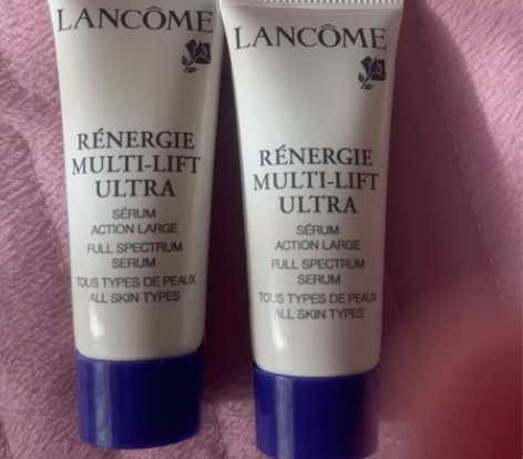 出两只兰蔻新塑颜紧致焕白精华凝乳 感兴趣的...