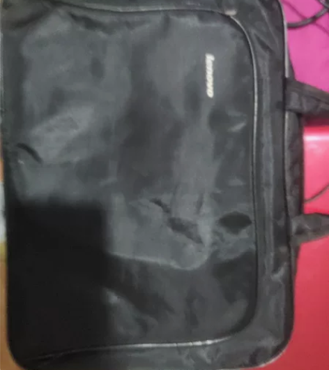 华硕笔记本,英雄联盟啥的下载了,不用了,便...