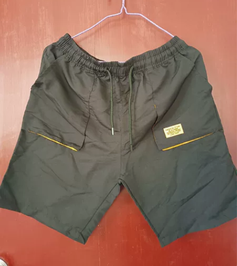 男夏季黑色短裤2XL，腰围35X2裤长46...