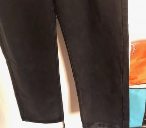 彻店处理，男女同款直筒百搭春款黑灰色牛仔裤...