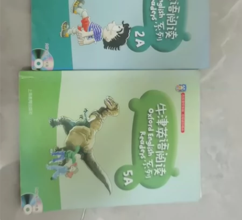 牛津英语阅读2本 适合上了学的一二年级往上...