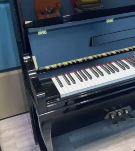 钢琴19年购入校区2万一台!现不做钢琴课程...