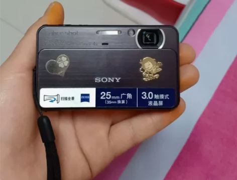 索尼相机 迷你可爱，一点问题都没有，喜欢的...