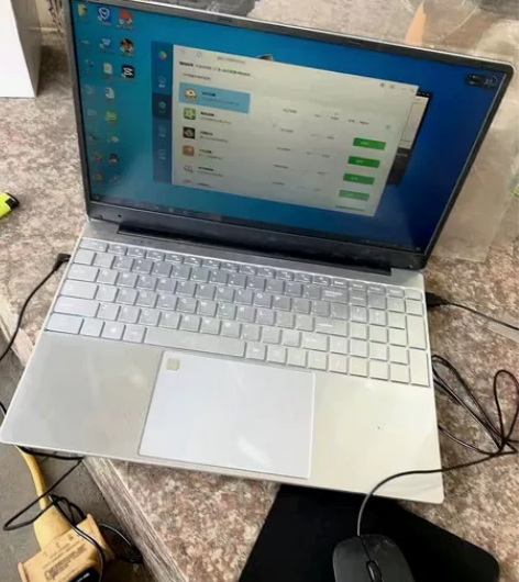 英特尔笔记本电脑正品学生游戏本新款便捷办公...