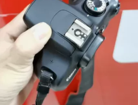 佳能1200D机身 95新 单反 外观成色...