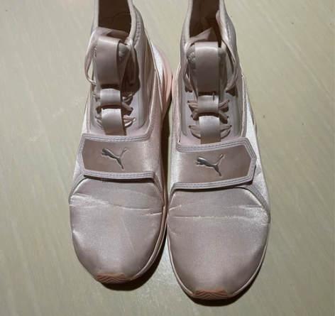 欧美限量版puma,蕾哈娜同款,粉红色,3...