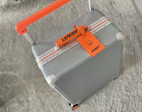 旅行箱 出口撞色行李箱20寸高端铝框密码拉...