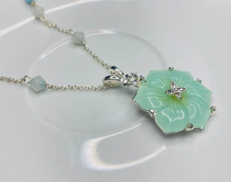 vintage中古瑞典琉璃薄荷绿花型短项链...