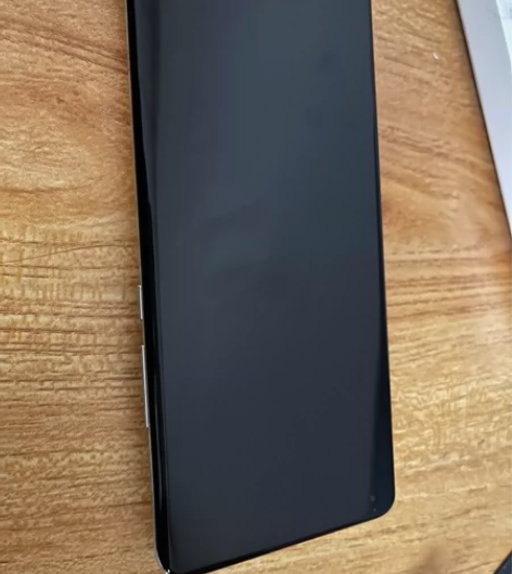 小米11ultra 白陶瓷色 8256版本...