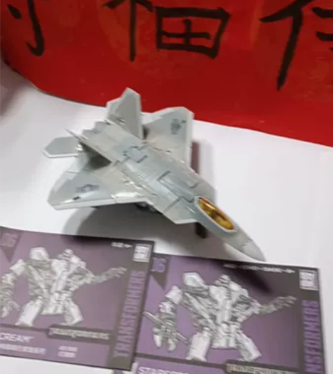 变形金刚ss06红蜘蛛 无盒无损，有中英说...