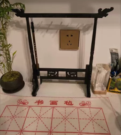 实木精雕毛笔架复古龙头鸡翅木架子毛笔挂架现...