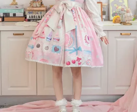 猫芮可家霜糖甜心简单版jsk 衣服除腰部有...