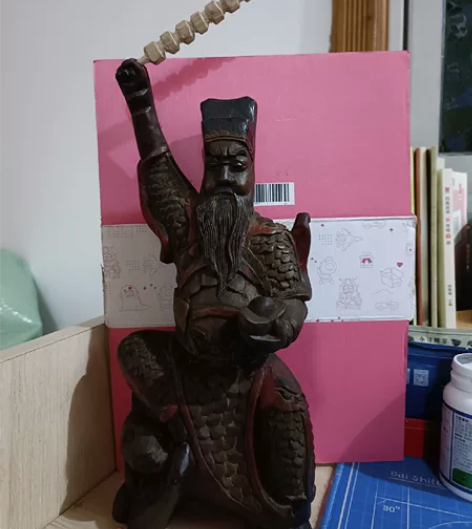 财神赵公明，传统木雕神像。诚心购买可以小刀...