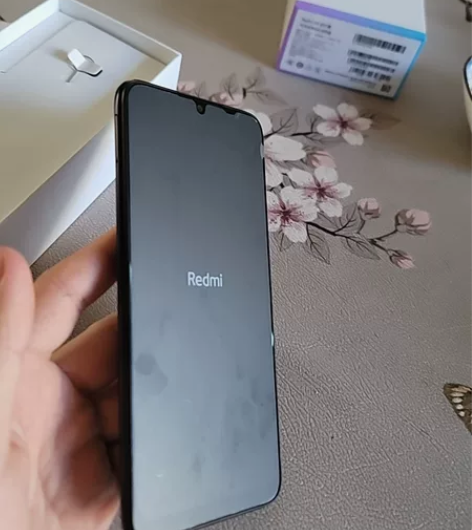 红米9a，仅拆封激活未使用，箱说全，直接就...