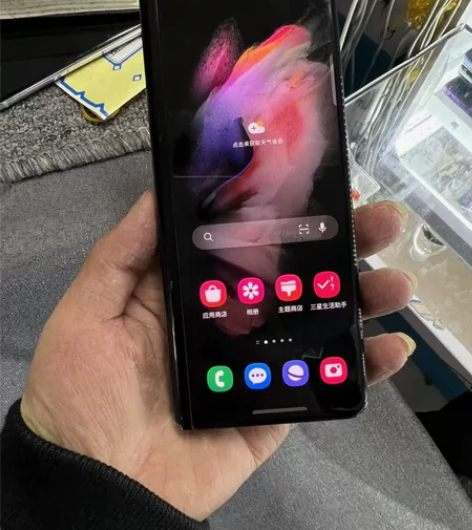 三星Fold 3 12+512 国行 成色...