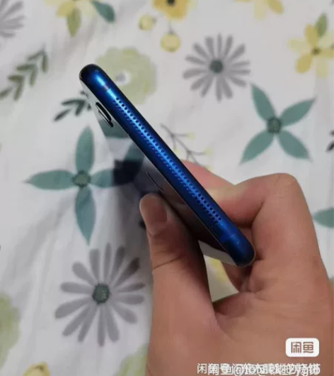 荣耀note10屏幕碎了，不能显示。打电话...