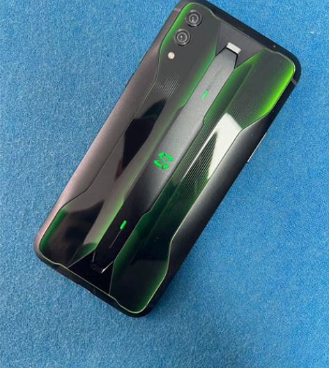 游戏手机 黑鲨2 pro，8+128G内存...